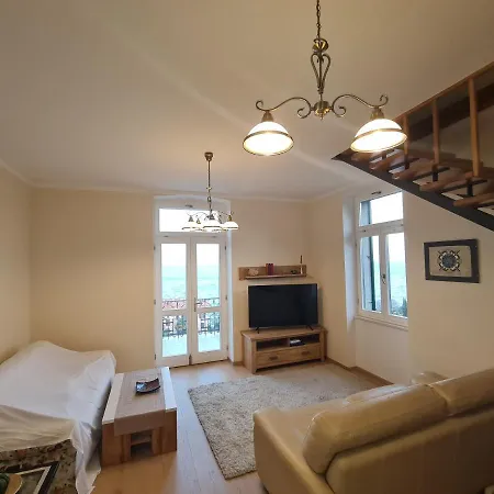 Apartment Jure - Vlasta Lovran